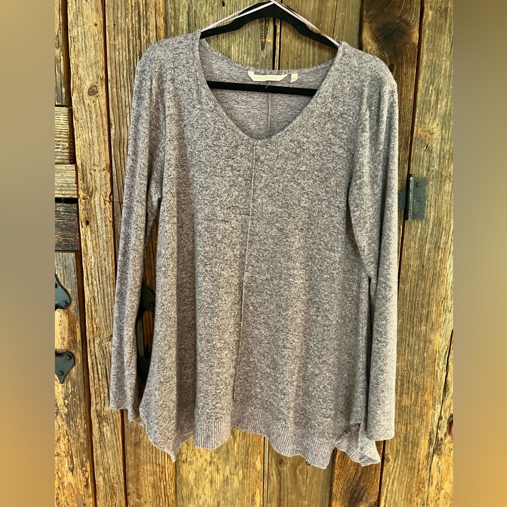 Gorgeous Lilac V-neck Tunic Soft Surroundings M-L